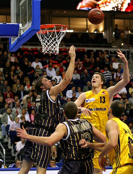 离和篮下的 离和篮下的